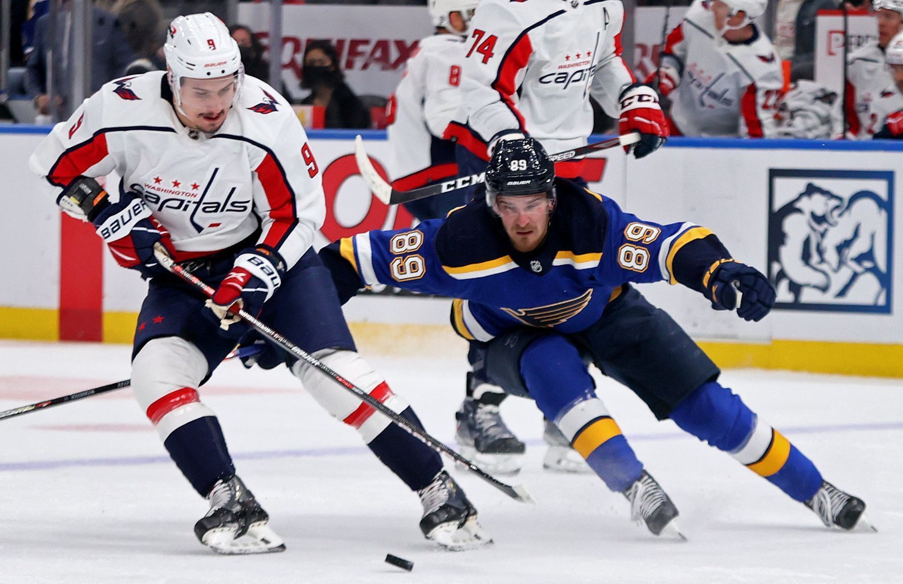 Blues 5, Capitals 1